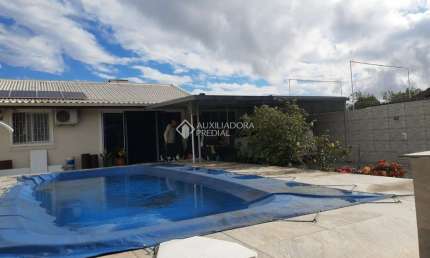 Casa com 3 quartos à venda na Rua Itapema, 337, Praia do Sonho, Palhoça, 180 m2 por R$ 750.000