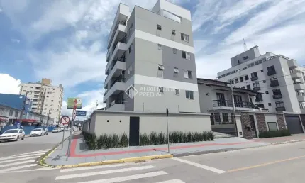 Apartamento com 3 quartos à venda na rua irmo scheidt, 186, centro, palhoça, 88 m2 por r$ 670.000