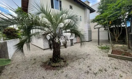 Casa com 4 quartos à venda na Padre Aurélio Ganzi, 5585, Pinheira, Palhoça, 120 m2 por R$ 1.378.000