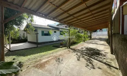Casa com 4 quartos à venda na dos Pescadores, 770, Pinheira, Palhoça, 100 m2 por R$ 800.000