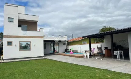 Casa com 3 quartos à venda na Rua Aderbal Ramos da Silva, 95, Pinheira, Palhoça, 200 m2 por R$ 1.190.000