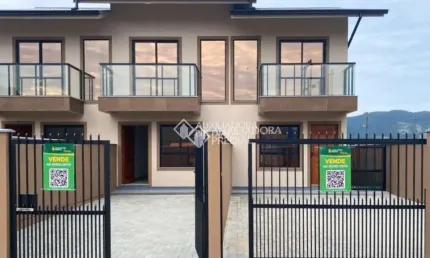 Casa com 2 quartos à venda na Maria Aguida Da Costa, 156, Centro, Paulo Lopes, 79 m2 por R$ 375.000