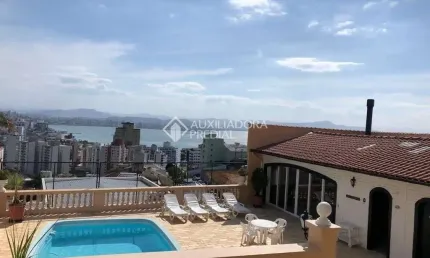 Casa com 3 quartos à venda na Avenida do Antão, 160, Centro, Florianópolis, 600 m2 por R$ 3.074.000