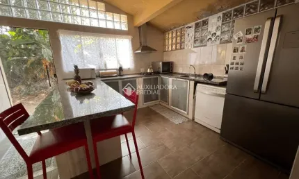 Casa com 4 quartos à venda na Rua Léo Augusto da Silva, 603, Serraria, São José, 408 m2 por R$ 1.090.000