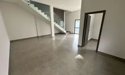 Casa com 3 quartos à venda na rua acelon eduardo da silva, 257, córrego grande, florianópolis, 142 m2 por r$ 1.790.000