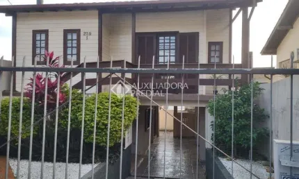 Casa com 4 quartos à venda na Rua Professor José de Senna Pereira, 239, Capoeiras, Florianópolis, 125 m2 por R$ 750.000