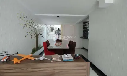 Casa com 4 quartos à venda na Rua Bento dos Santos, 302, Centro, Biguaçu, 336 m2 por R$ 1.290.000