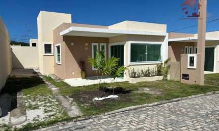 Casa com 2 dormitórios à venda, 69 m² por R$ 460.000,00 - Abrantes - Lauro de Freitas/BA