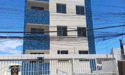 Apartamento com 2 dormitórios à venda, 55 m² por R$ 260.000,00 - Itapuã - Salvador/BA
