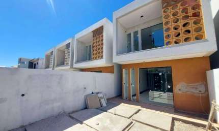 Casa com 3 dormitórios à venda, 130 m² por R$ 580.000,00 - Morada do Sol - Lauro de Freitas/BA