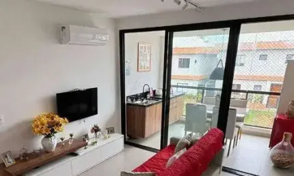 Apartamento com 2 dormitórios à venda, 65 m² por R$ 700.000 - Buraquinho - Lauro de Freitas/BA