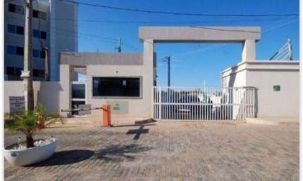 Apartamento com 2 dormitórios para alugar, 45 m² por R$ 1.345,50/mês - Centro - Lauro de Freitas/BA