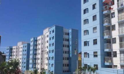 Apartamento com 2 dormitórios para alugar, 54 m² por R$ 1.433,29/mês - Jockei Club - Lauro de Freitas/BA