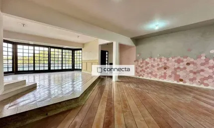 AMPLA CASA COMERCIAL COM 3 PAVIMENTOS NO JARDIM PINHAL