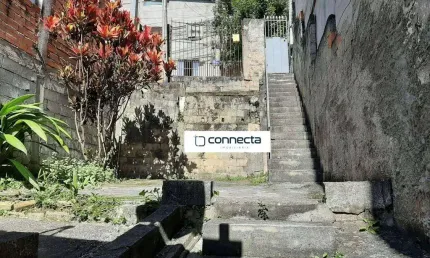 Terreno à Venda com casa construída em Guarulhos – Próxima à Av. Silvestre Pires, Ideal para Famílias e Pets