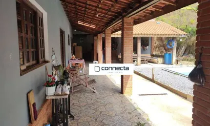 Chácara com 3 dormitórios à venda, 1100 m² com piscina por R$ 700.000 - Ouro Fino - Santa Isabel/SP