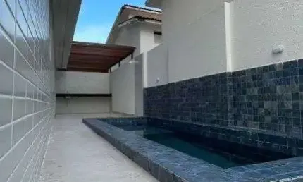 Vendo Lindo apartamento térreo Novo com área externa privativa
