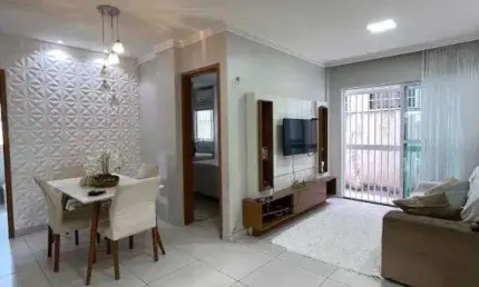 Apartamento térreo com ampla área externa para VENDA no Aeroclube.