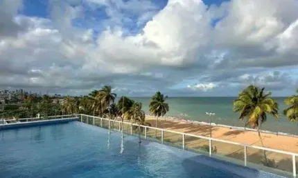 Vendo apartamento ambientado  no Cabo Branco prédio a Beira Mar