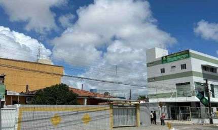Área de esquina em principal, no bairro de Mangabeira