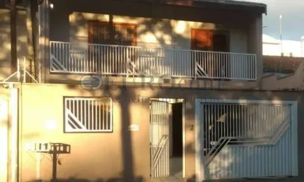 Casa com 4 quartos à venda no Parque Novo Mundo, Americana 