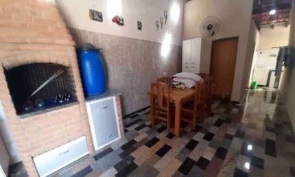Casa com 3 quartos à venda na Vila Omar, Americana 