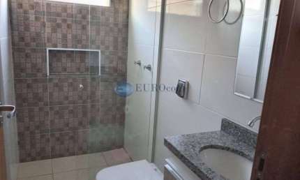 Casa com 2 quartos à venda no Centro, Dracena 