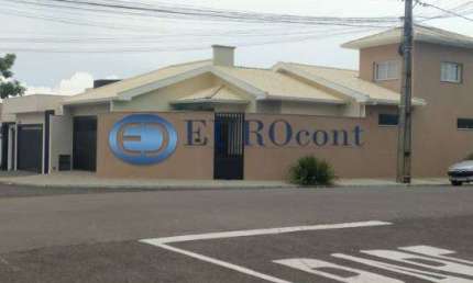 Casa com 3 quartos à venda no Centro, Dracena 