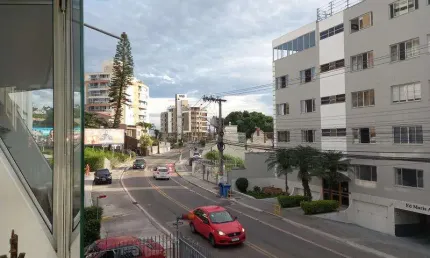 Apartamento para Venda Apartamento com 138m² , sacada e garagem no bairro Itaguaçú. FLORIANOPOLIS