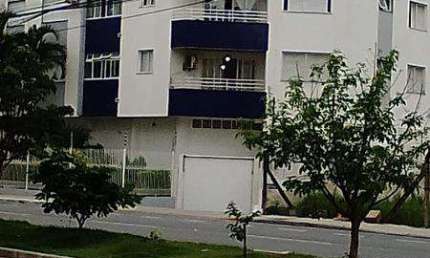 Apartamento para Venda Apartamento de 3 dormitórios (suíte), dependência completa e 2 garagens em capoeiras. FLORIANOPOLIS