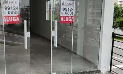 Sala para Aluguel Sala térrea comercial de esquina na melhor localização do Abraão. FLORIANOPOLIS