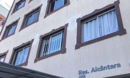Apartamento para Aluguel Kitnete semi mobiliada na melhor localização do Kobrasol. SÃO JOSÉ