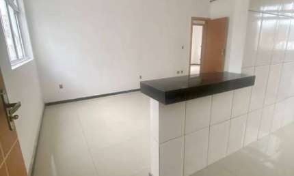 Maravilhoso apartamento de três quartos com suíte no bairro - Caiçara