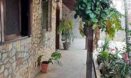 Vendo lote com duas casas no bairro Santa Branca - BH