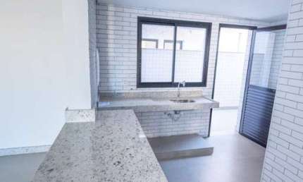 Vendo área privativa três quartos sendo uma suíte bairro Liberdade/BH