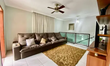 excelente casa de quatro quartos, suite e três vagas no Vila Cloris