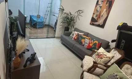 Vendo casa geminada quatro quartos com suíte máster - Xangri-lá/Contagem