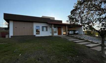 Vendo casa em Condomínio fechado Champagne / Lagoa Santa - MG