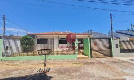 Casa com 5 dormitórios à venda, 253 m² por R$ 780.000,00 - Jardim Alvorada - Maringá/PR