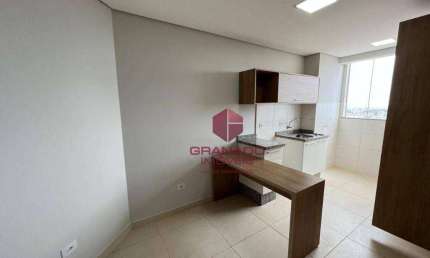 Apartamento com 1 quarto para alugar, ao lado da UEM! - Zona 07 - Maringá/PR