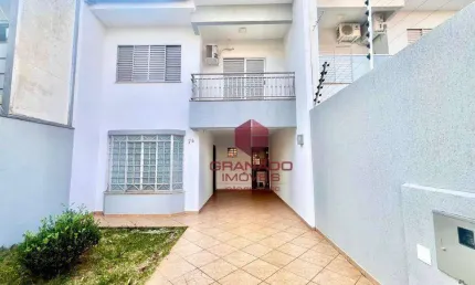 Sobrado com 3 dormitórios à venda, 146 m² por R$ 654.700,00 - Zona 05 - Maringá/PR