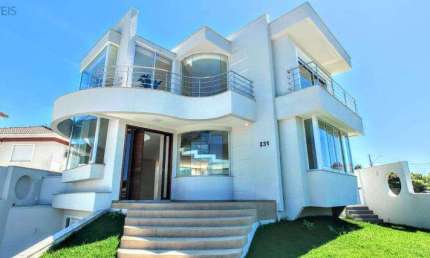 Casa com 3 quartos à venda no São João do Rio Vermelho, Florianópolis  por R$ 2.490.000