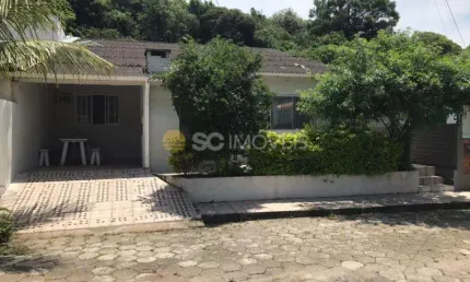 Casa com 3 quartos à venda no Ingleses, Florianópolis  por R$ 1.080.000