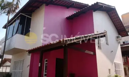 Casa com 5 quartos à venda no Canasvieiras, Florianópolis  por R$ 1.650.000