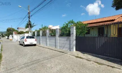 Casa com 3 quartos à venda no Ingleses, Florianópolis  por R$ 1.200.000