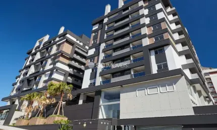 Loft com 1 quarto à venda no Estreito, Florianópolis  por R$ 930.447