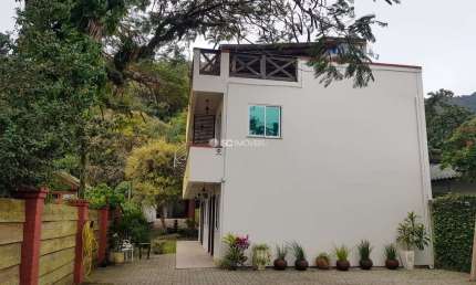 Prédio à venda na Barra da Lagoa, Florianópolis  por R$ 2.500.000