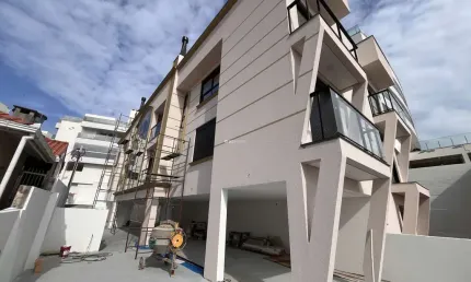 Apartamento com 2 quartos à venda no santinho, florianópolis  por r$ 640.000
