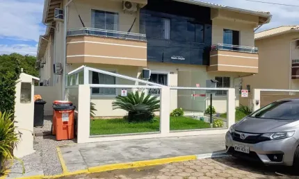 Apartamento com 3 quartos à venda no Ingleses, Florianópolis  por R$ 585.000