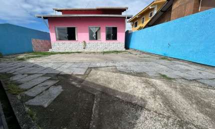 Casa com 4 quartos à venda no São João do Rio Vermelho, Florianópolis  por R$ 697.000